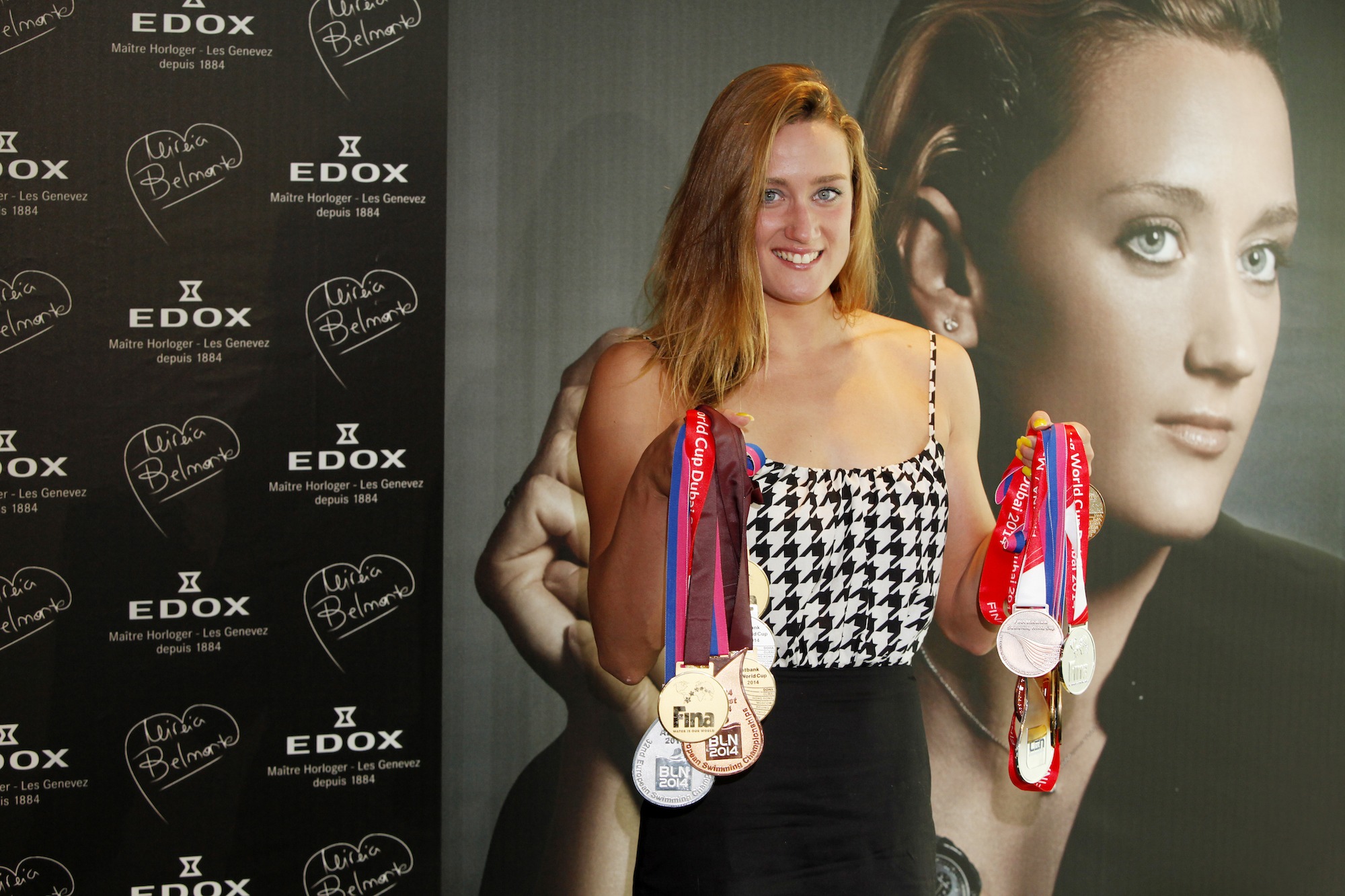 Mireia Belmonte con sus 14 medallas de los Europeos de Berlín y las dos etapas de la Copa del Mundo en Doha y Dubai