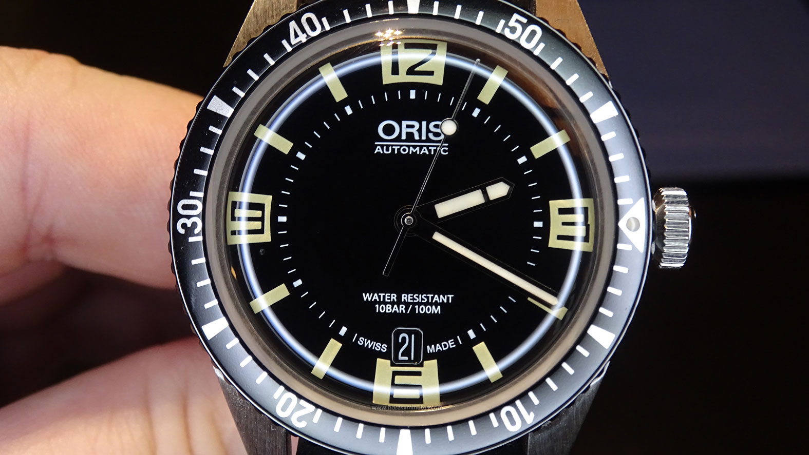 Oris Divers Sixty-Five frontal