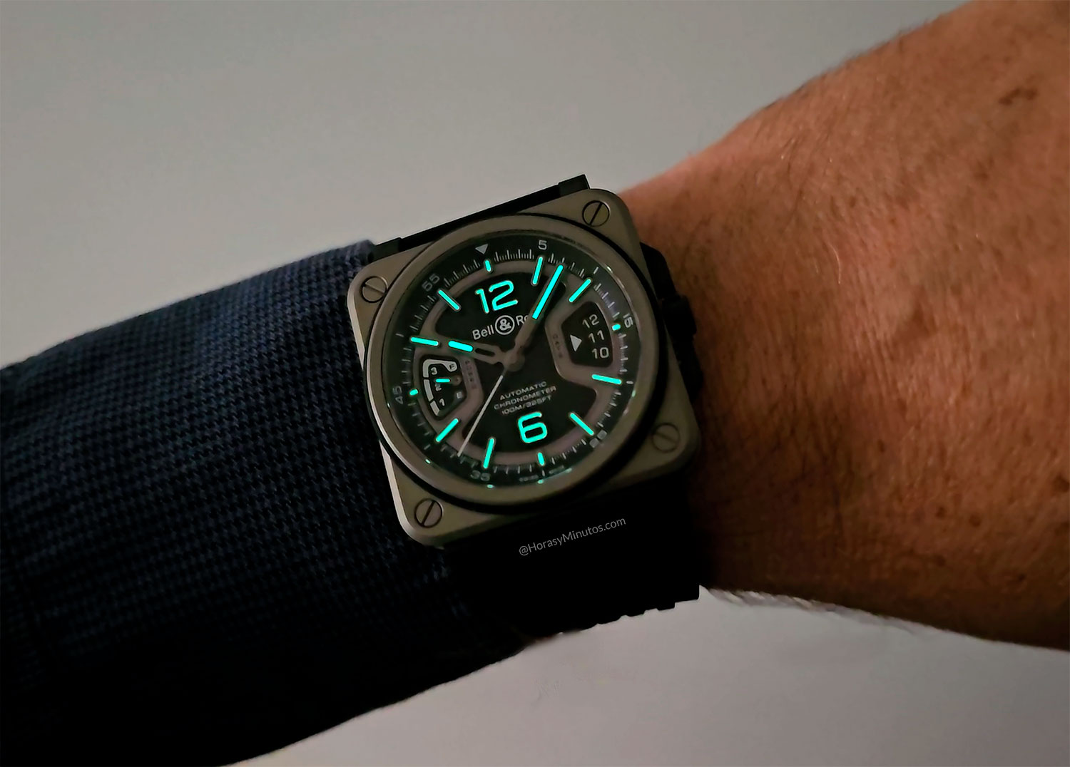Tratamiento con Super-LumiNova del Bell & Ross BR-X3