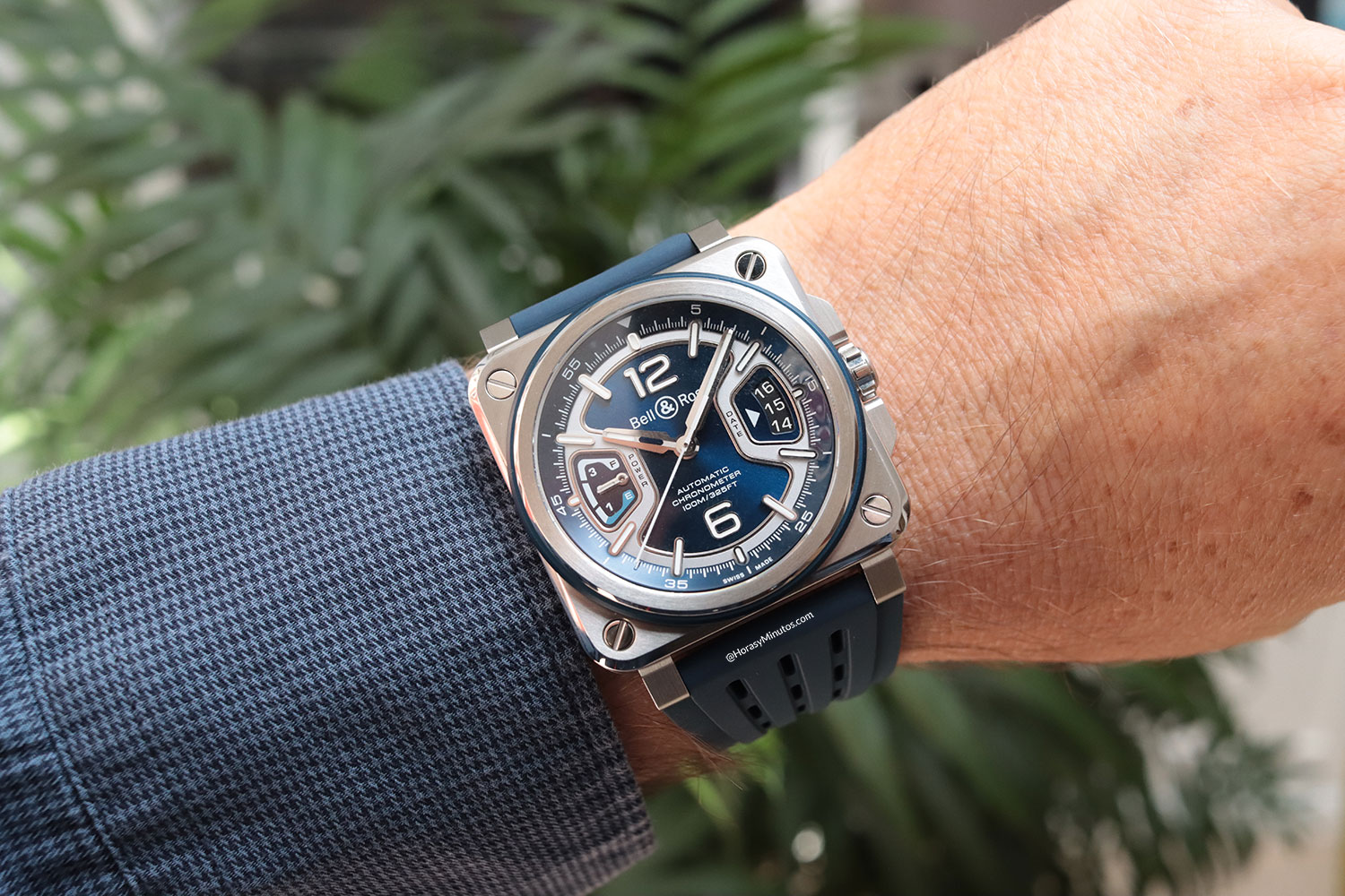 En la muñeca: Bell & Ross BR-X3 Blue Steel