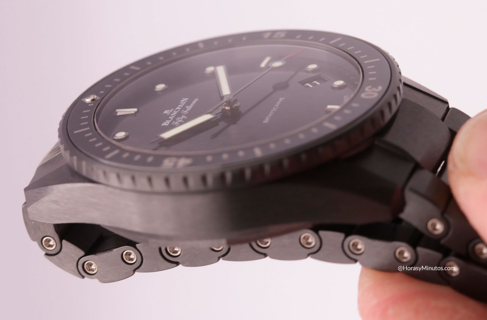 Perfil del Blancpain Bathyscaphe cerámica