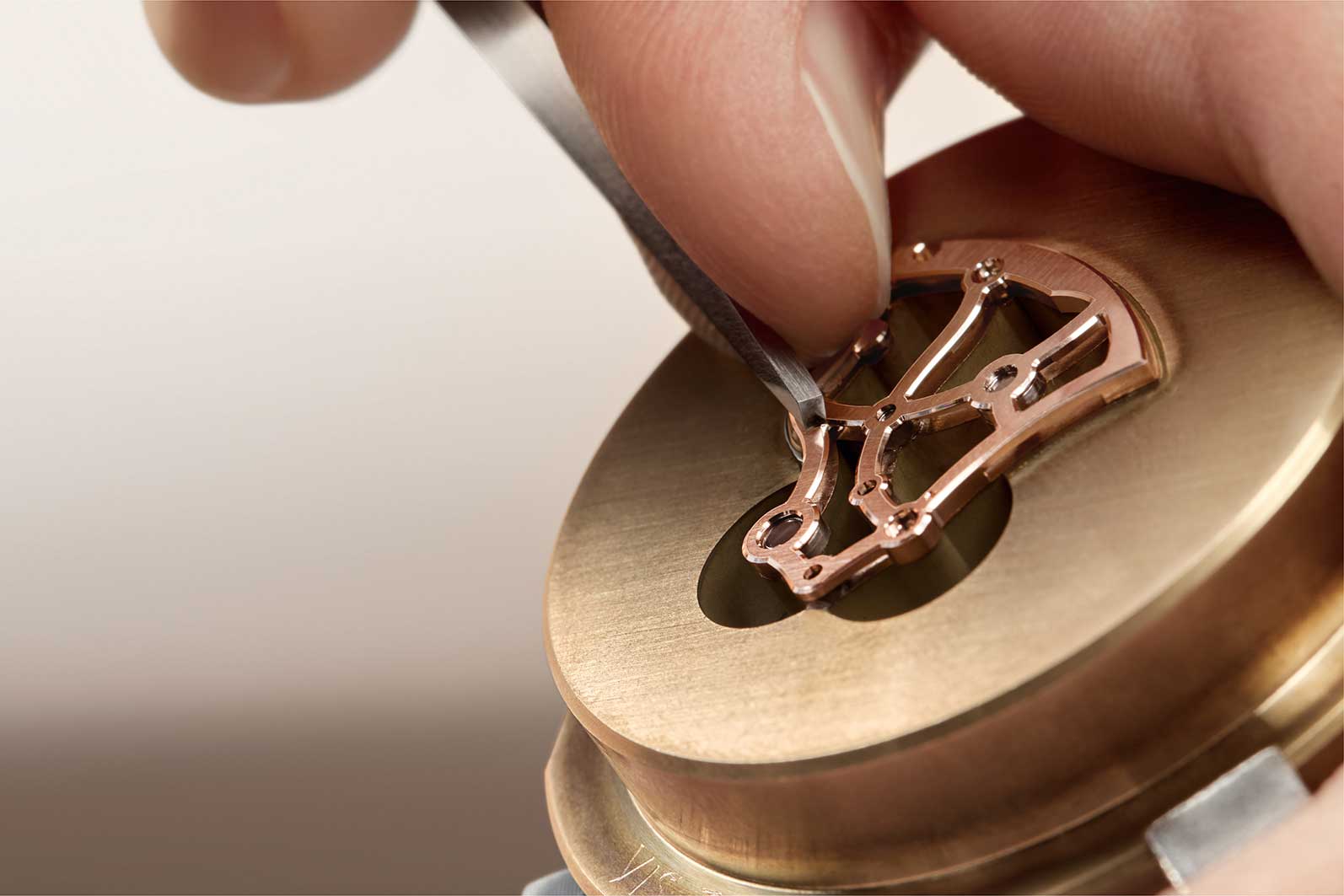 Biselado de una pieza del Blancpain Grande Double Sonnerie  