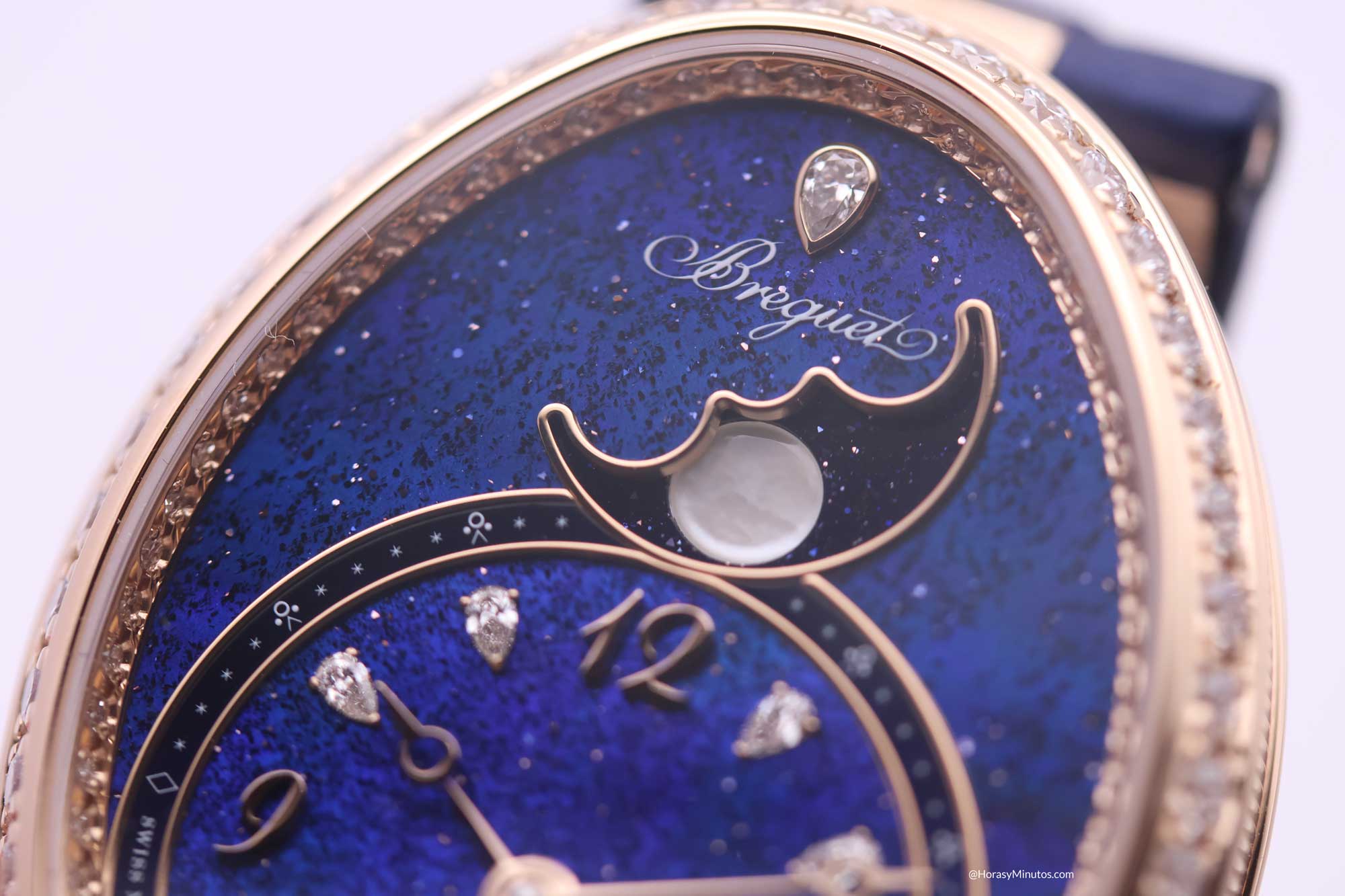 Ventana de fase lunar del Breguet Reine de Naples Phase de Lune 9935