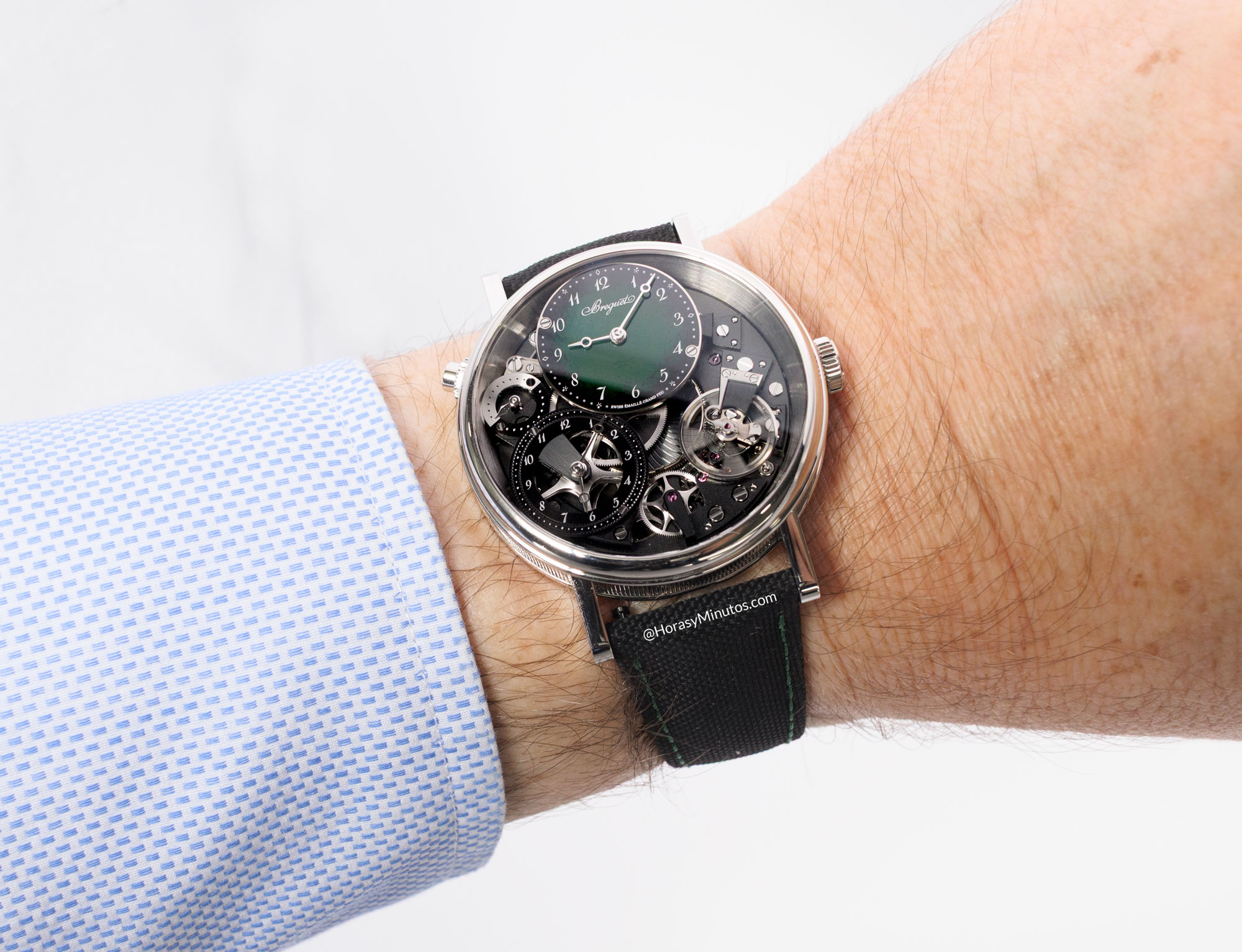 En la muñeca: Breguet Tradition GMT 7067