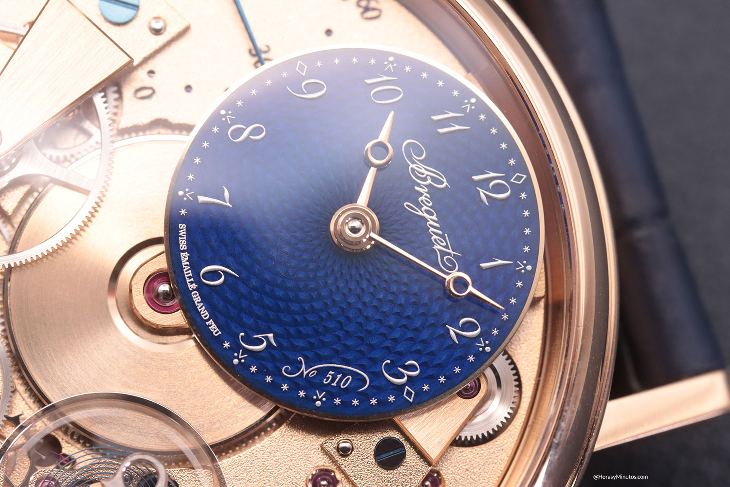 Esfera del Breguet Tradition Seconde Rétrograde 7035 250 Anniversary