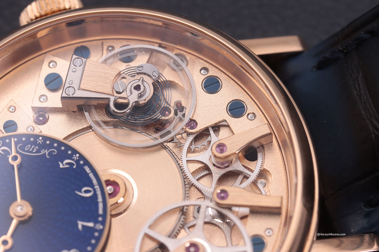 Volante y tren de engranajes del calibre 505 SR del Breguet Tradition Seconde Rétrograde 7035 250 Anniversary