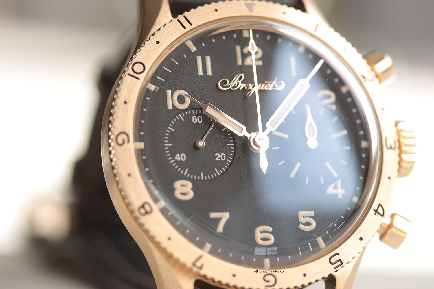 Detalle de la esfera del Breguet Type XX Chronographe 2075