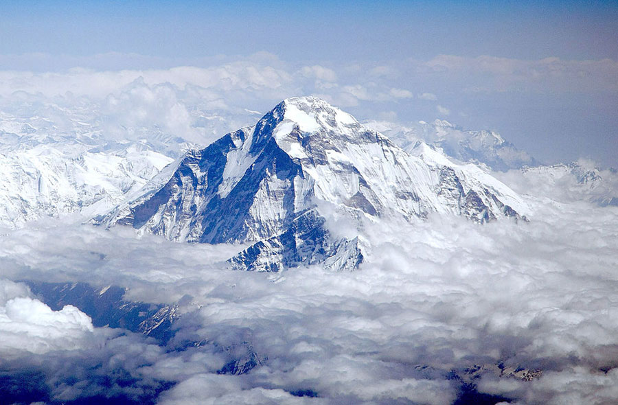 El Dhaulagiri visto desde una avioneta. Foto de Sergey Ashmarin