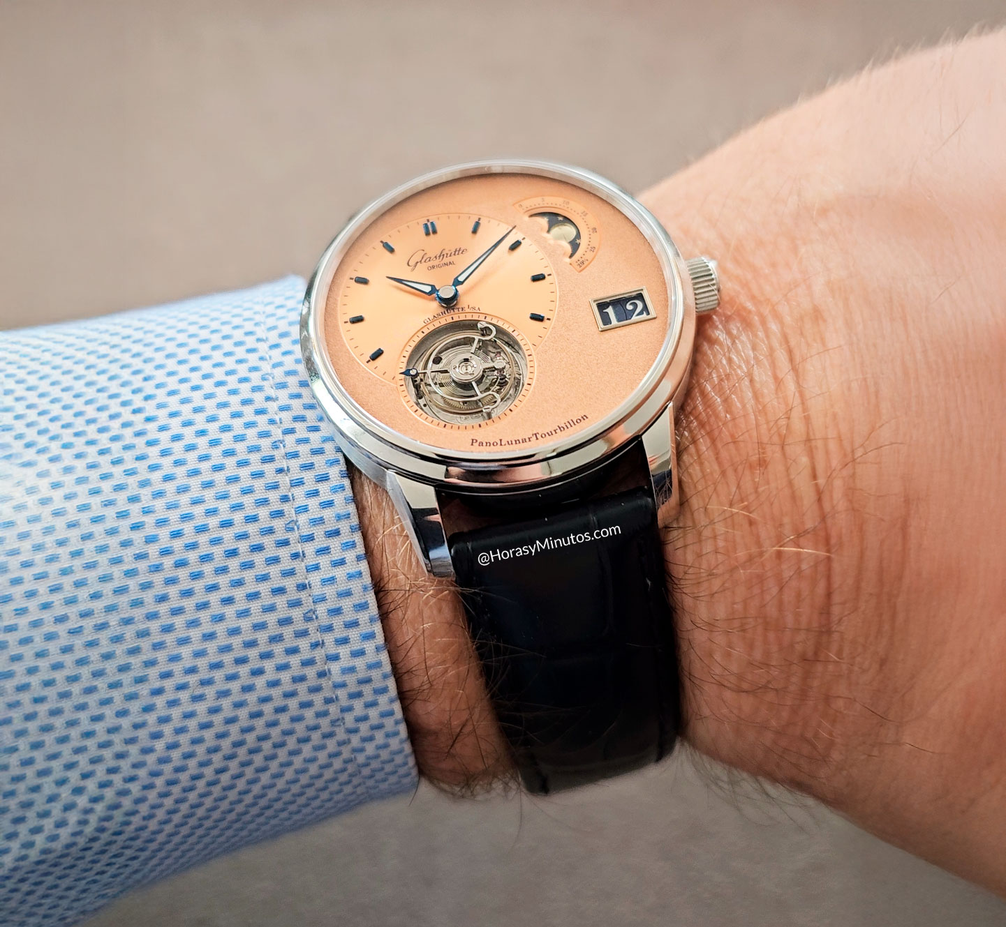 El Glashütte Original PanoLunarTourbillon, puesto