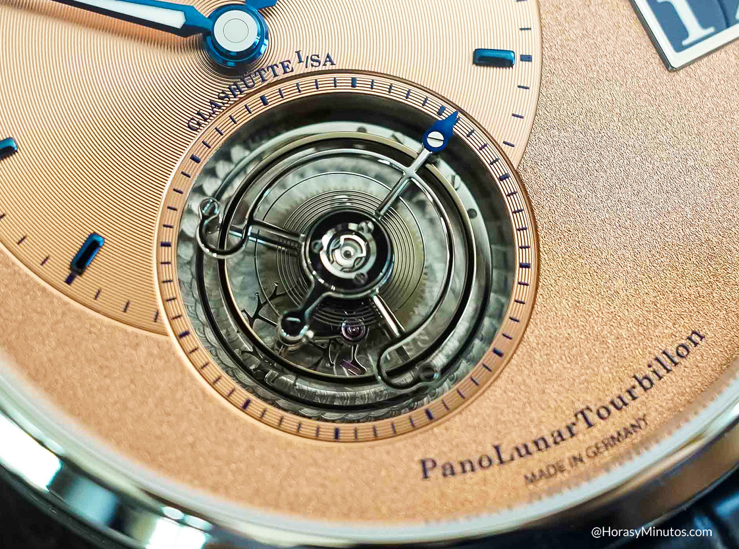 Detalle del tourbillon volante de Glashütte Original PanoLunarTourbillon