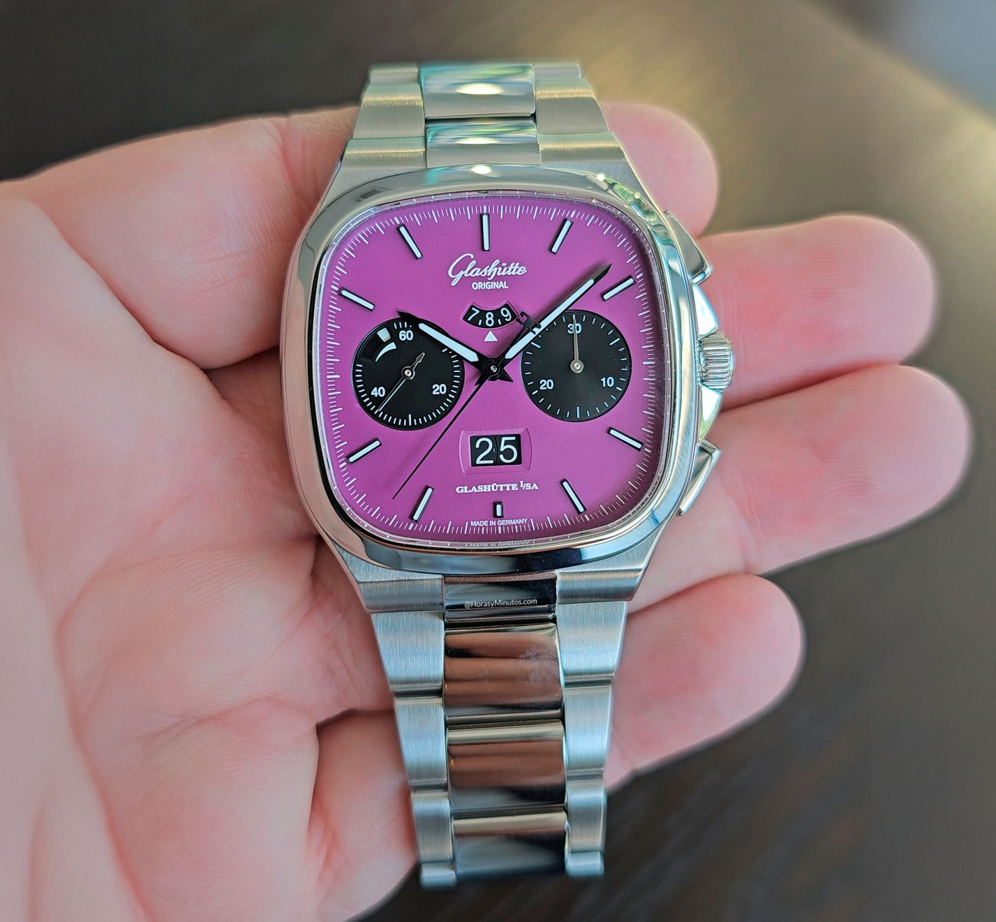 Glashütte Original Seventies Panorama Date Plasma