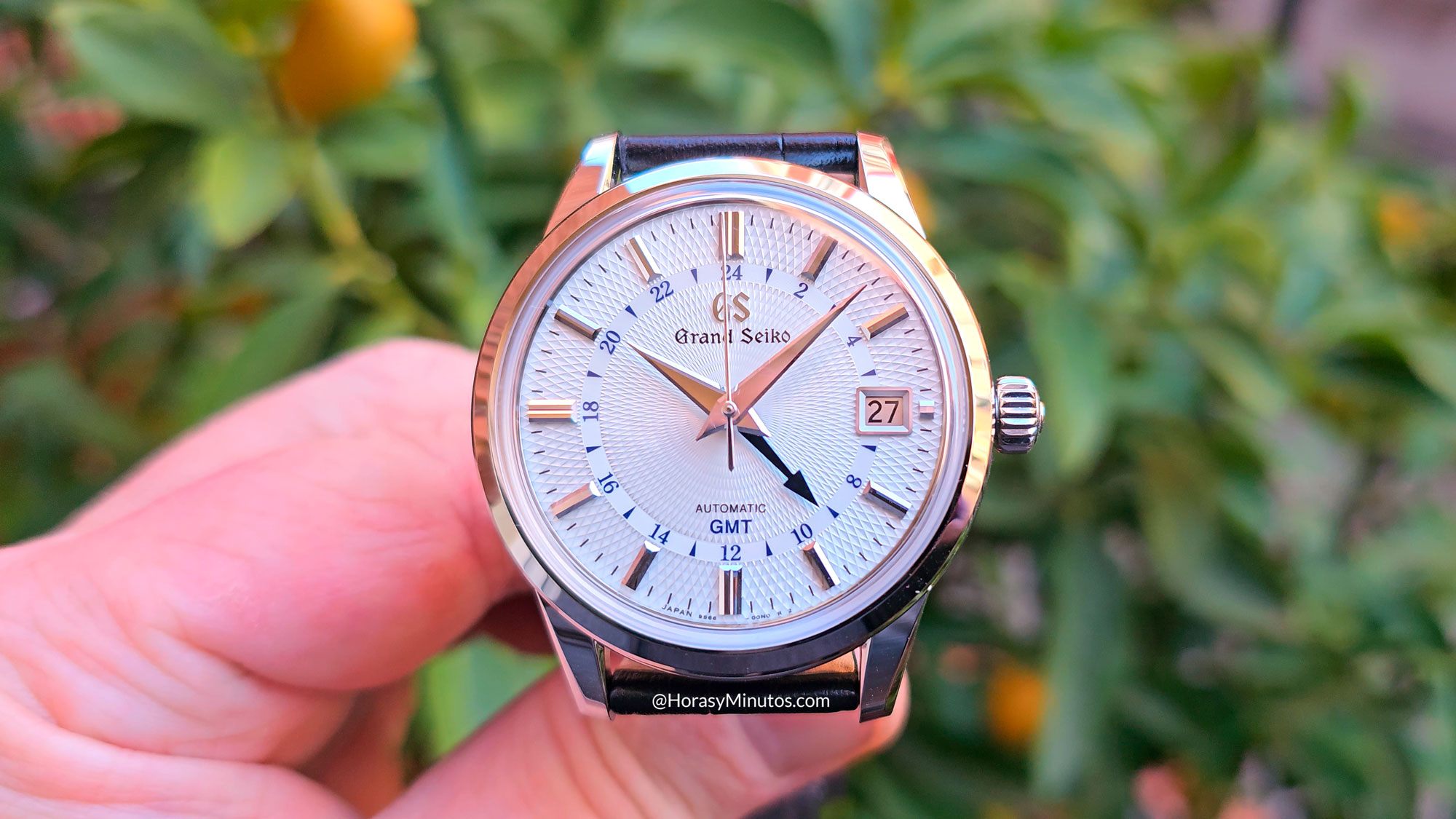 Grand Seiko Elegance GMT SBGM255 Snowdrop