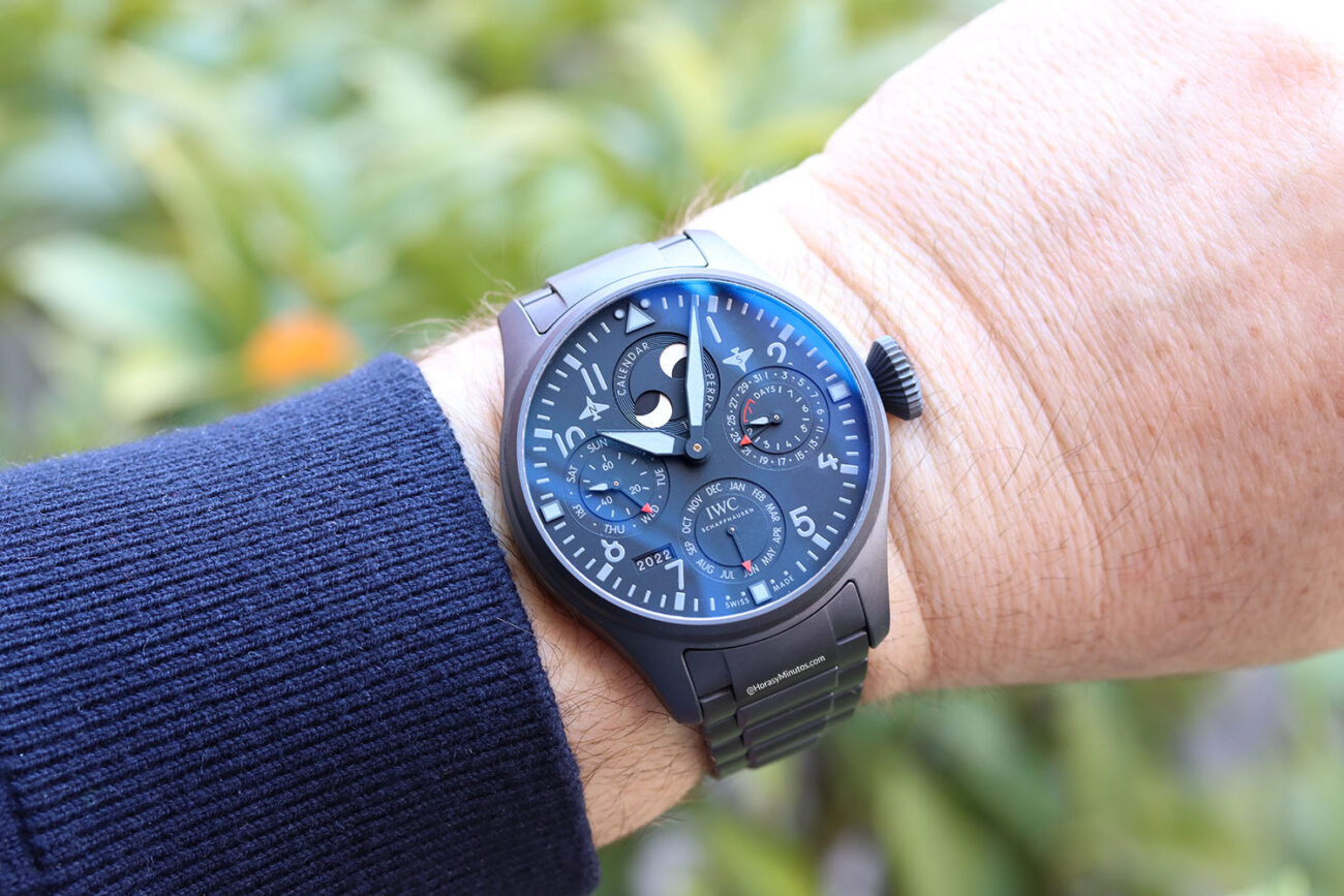 En vídeo IWC Big Pilot's Watch Perpetual Calendar Top Gun Ceratanium