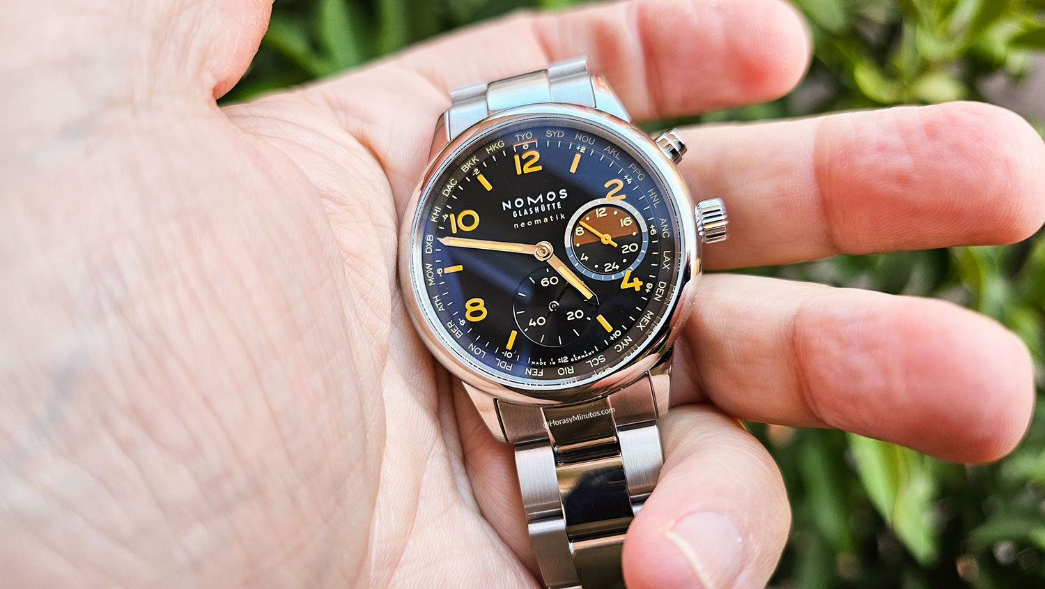 Nomos Club Sport neomatik Mundial Grid