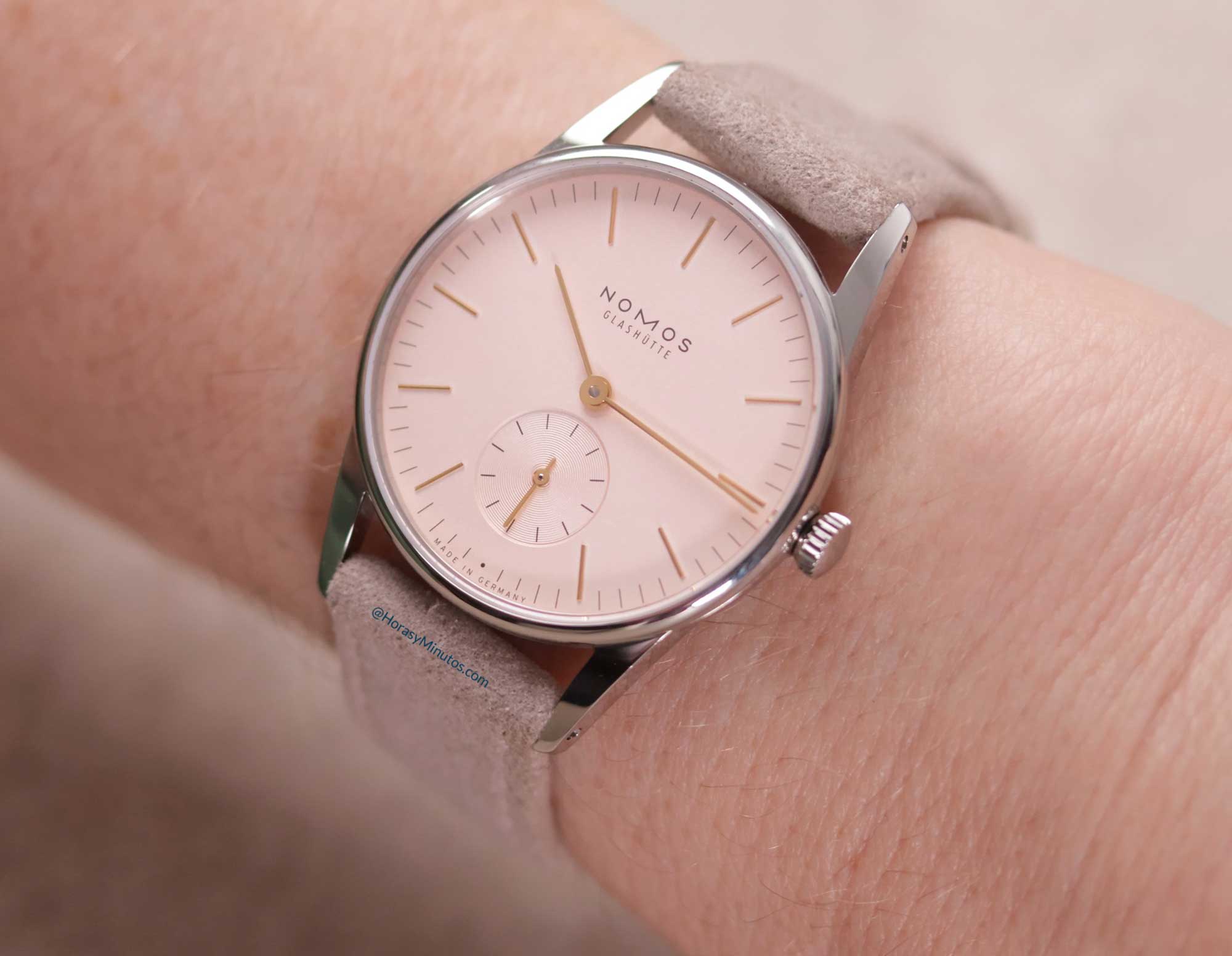 Así queda el Nomos Orion 33 rose