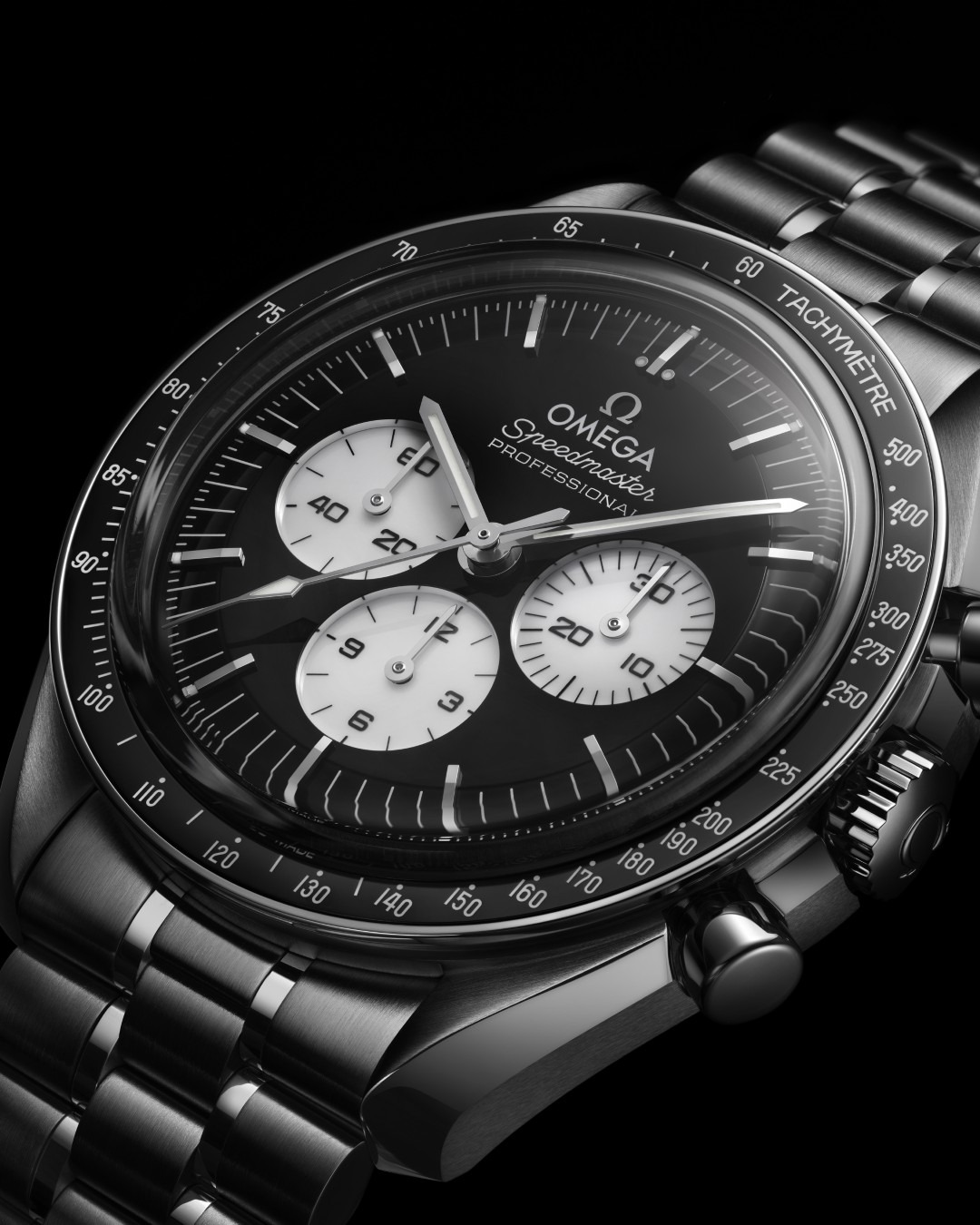 Esfera del Omega Speedmaster Moonwatch Panda Inverso en acero