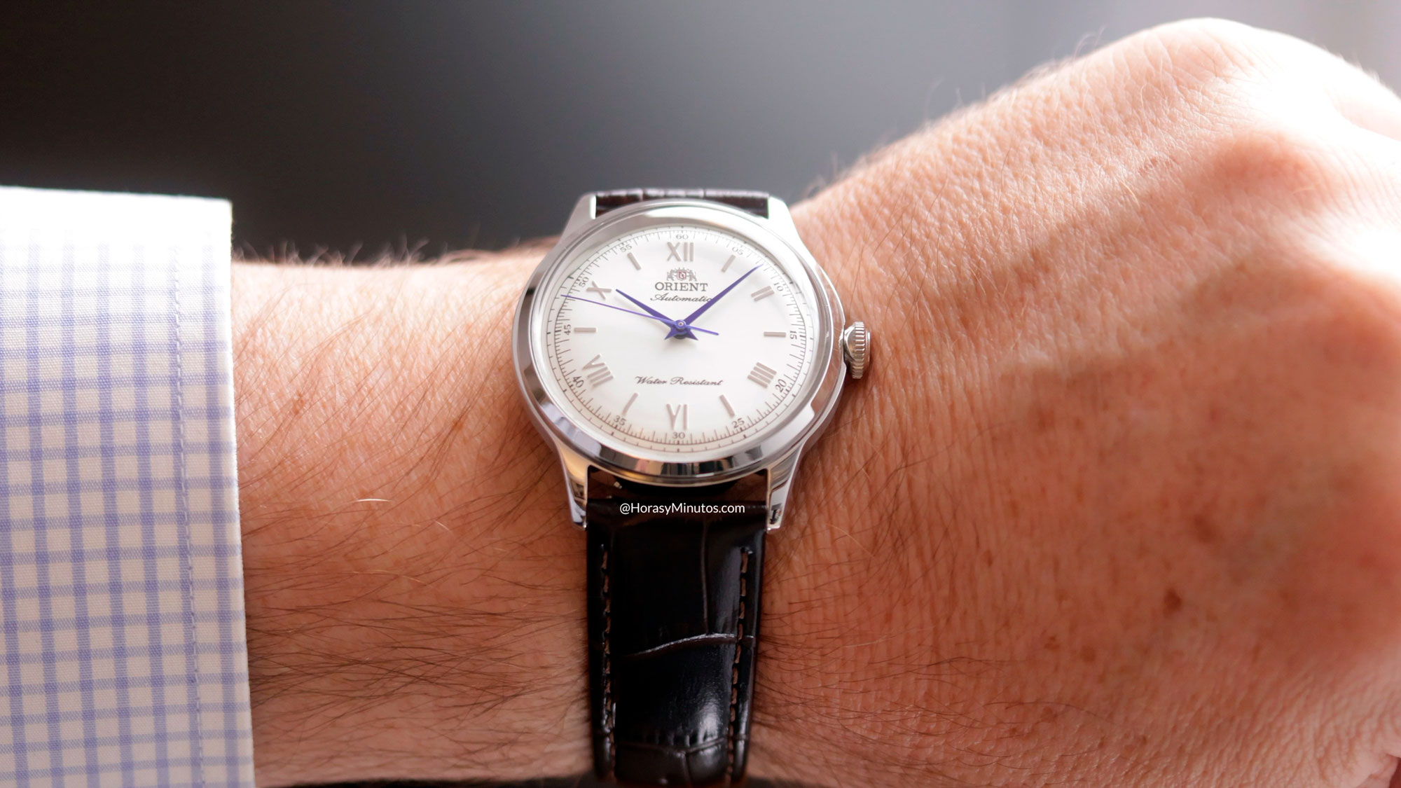El Orient Bambino 38 RA-BB0002S30B, puesto