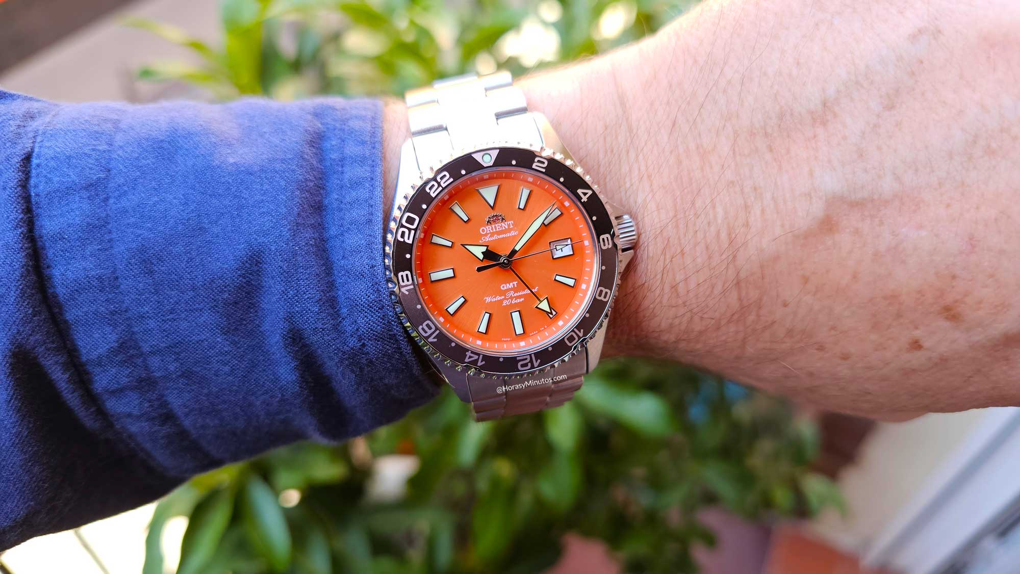 En la muñeca: Orient Mako GMT RA-BC0004Y