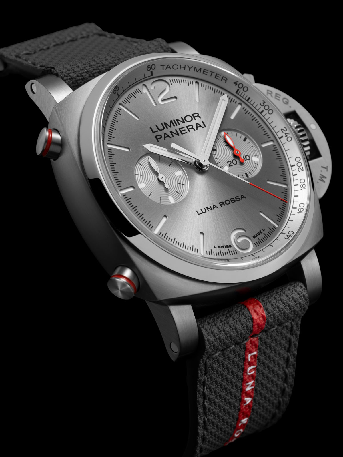 Panerai Luminor Luna Rossa Chrono PAM01768
