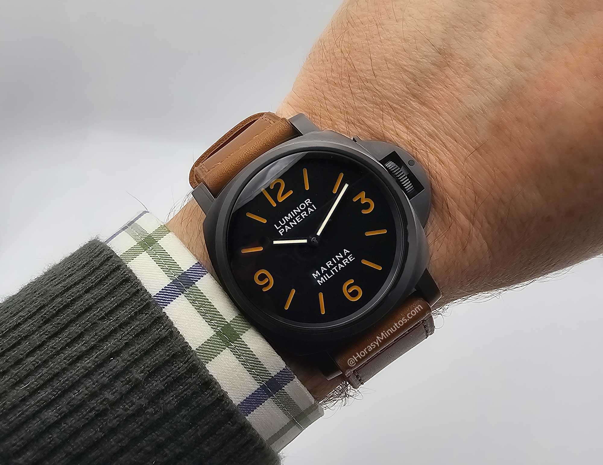 En la muñeca: Panerai Luminor Marina Militare PAM05218