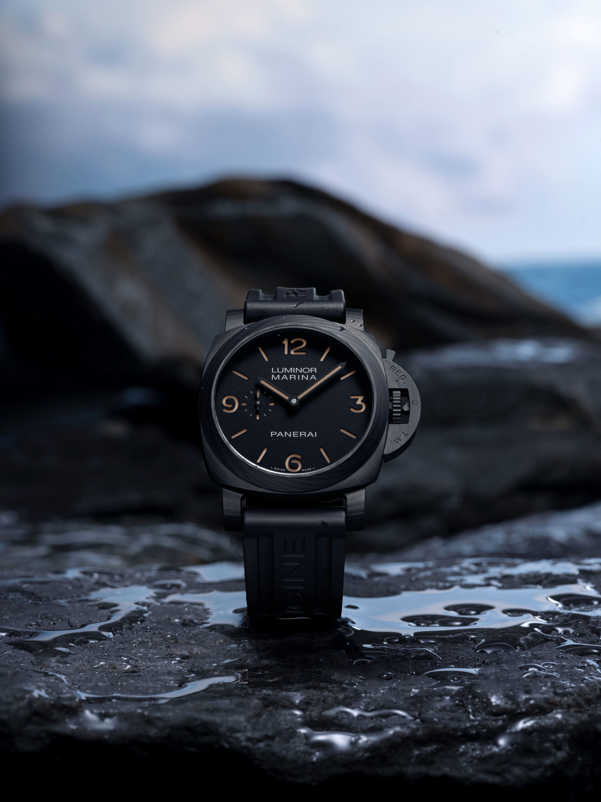 Panerai Luminor Marina PAM01707 con correa de caucho