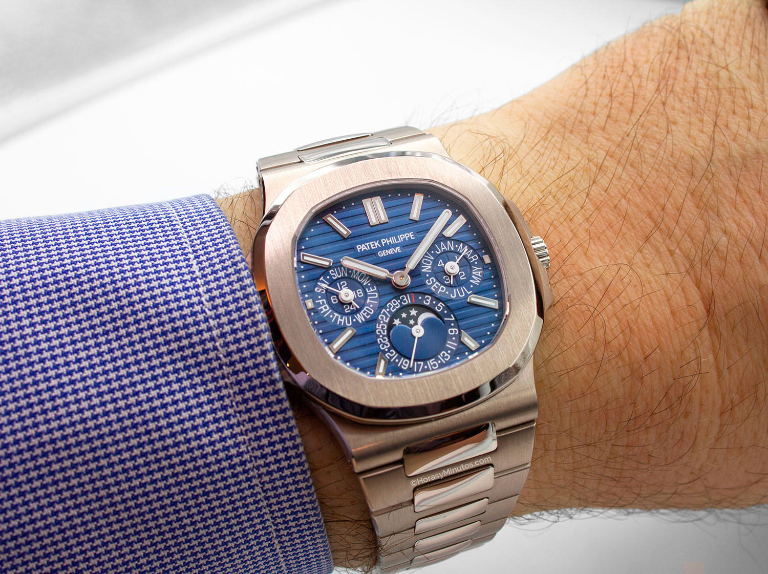 Patek Philippe Nautilus Perpetual Calendar 5740G 1G Fotos En Vivo Y 