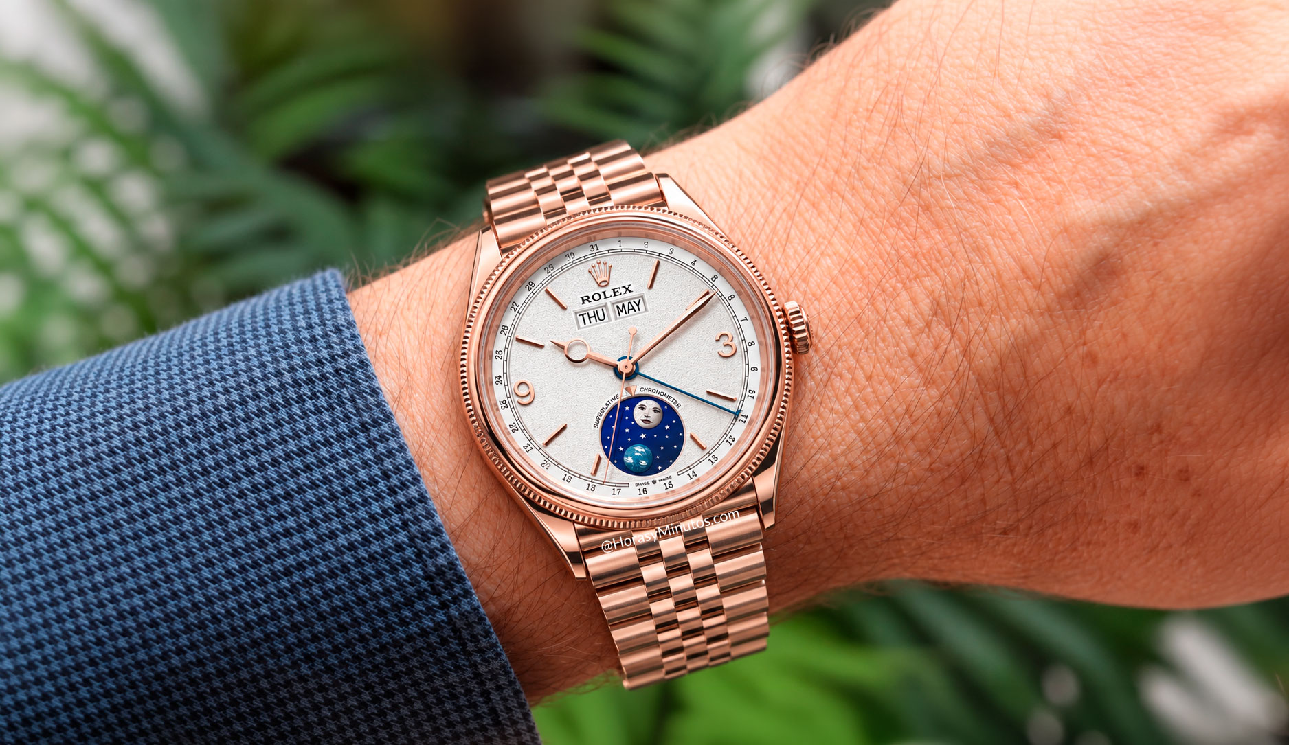 El Rolex Perpetual Padellone Everose con brazalete Settimo, puesto