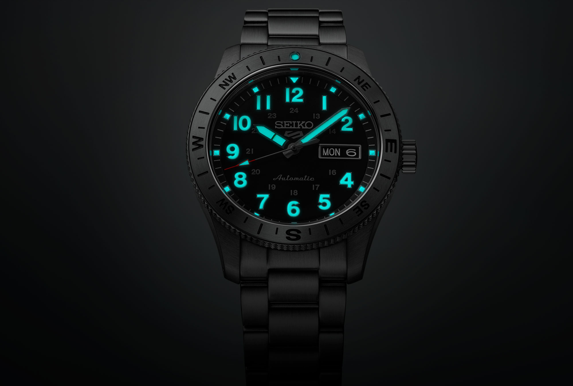 Tratamiento con LumiBrite de los Seiko 5 Sports Field Series