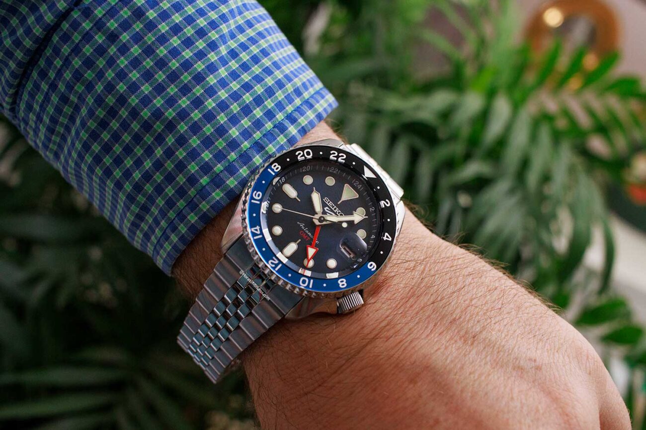 Seiko 5 Sports GMT vídeo, fotos en vivo y precio Horas y Minutos