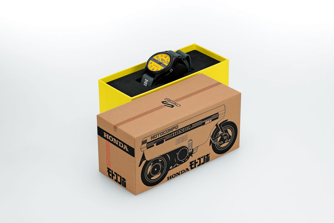 Embalaje del Seiko 5 Sports Motocompo Limited Edition