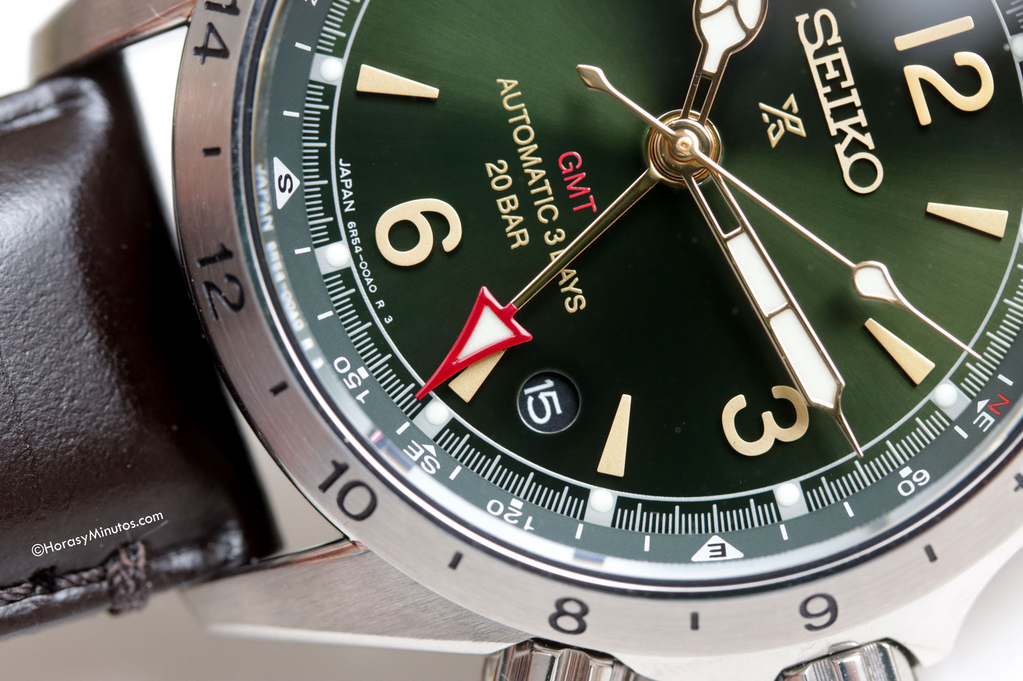 Aguja GMT del Seiko Alpinist HBC007J1