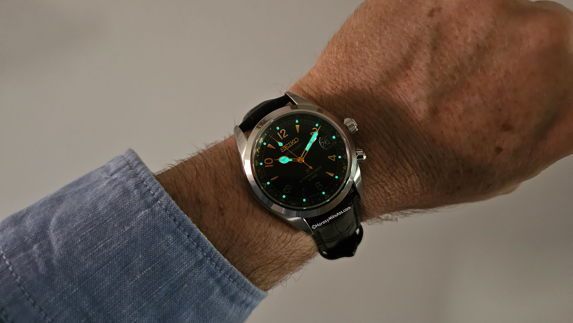 Tratamiento con LumiBrite del Seiko Alpinist