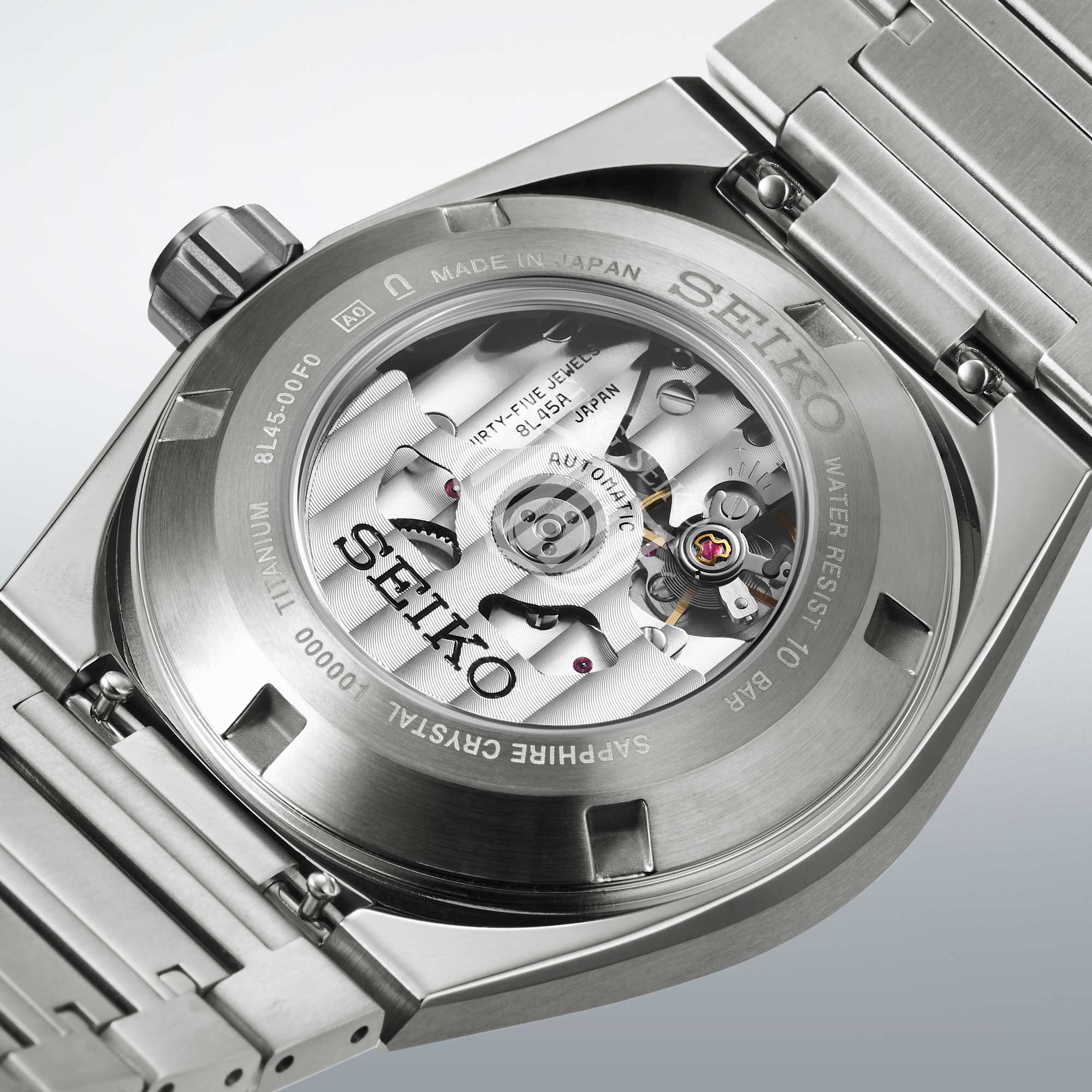 Calibre 8L45 de los Seiko VANAC Titanio