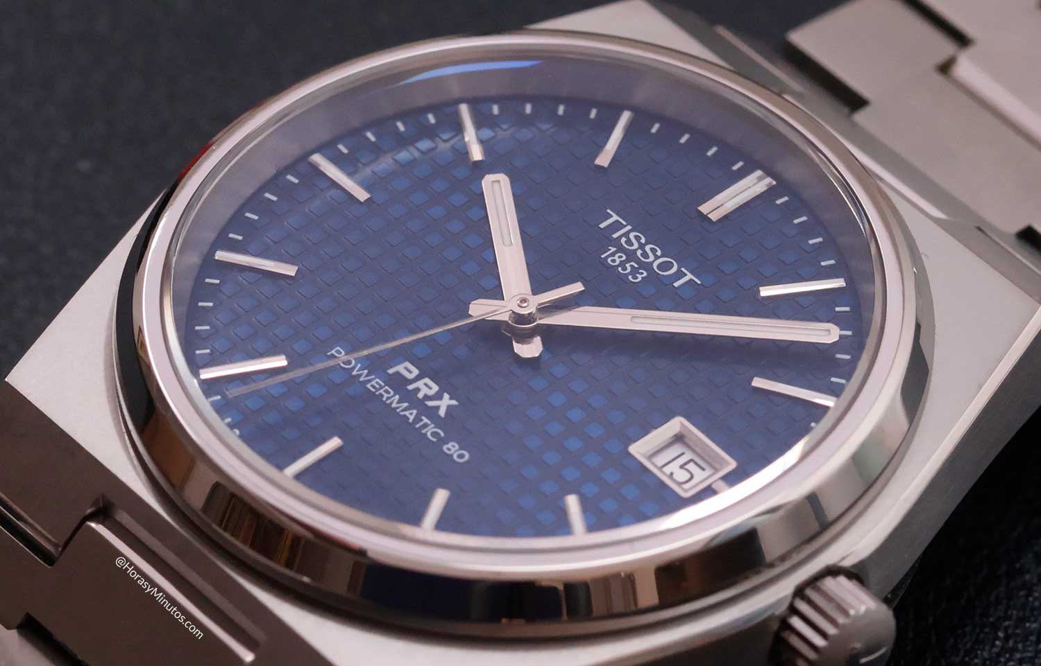 Esfera azul del Tissot PRX 38 mm en titanio