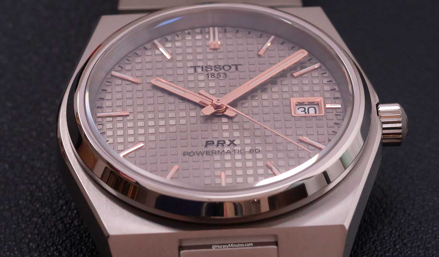 Esfera gris del Tissot PRX 38 mm en titanio