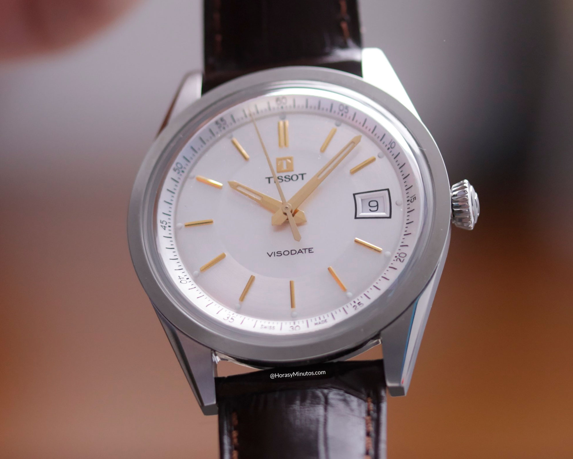 Tissot Visodate 2026 esfera plateada