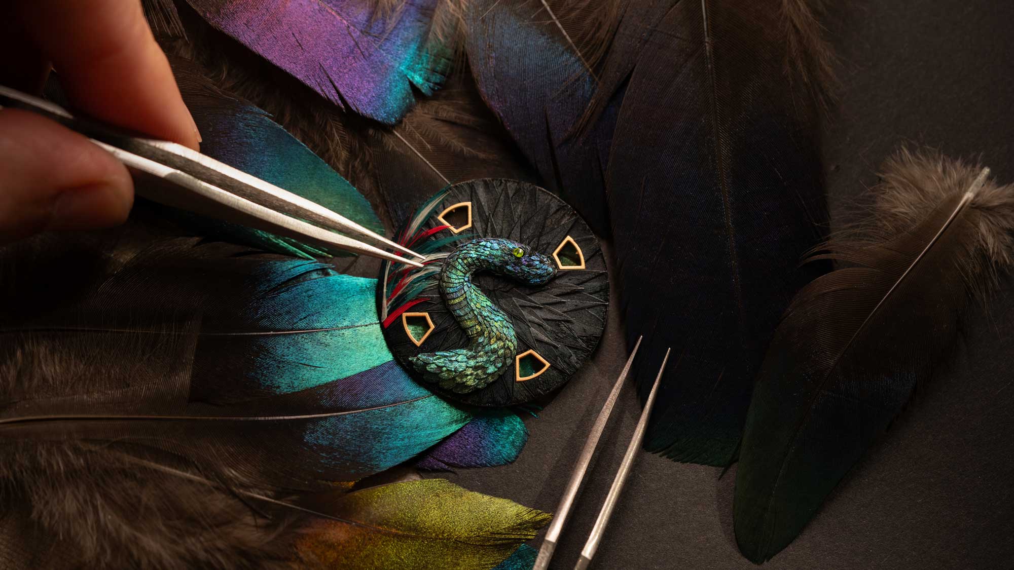 Detalle del Vacheron Constantin Métiers d’Art Tribute to the Animal Kingdom Feathersnake