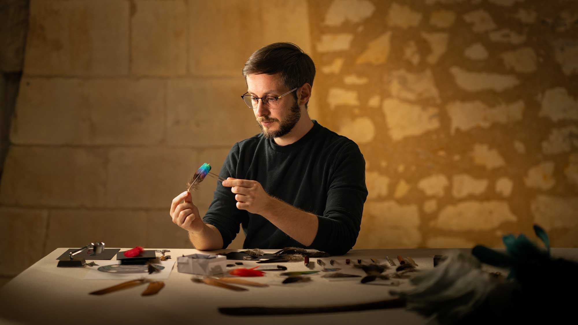 Julien Vermeulen, creador del Detalle del Vacheron Constantin Métiers d’Art Tribute to the Animal Kingdom Feathersnake