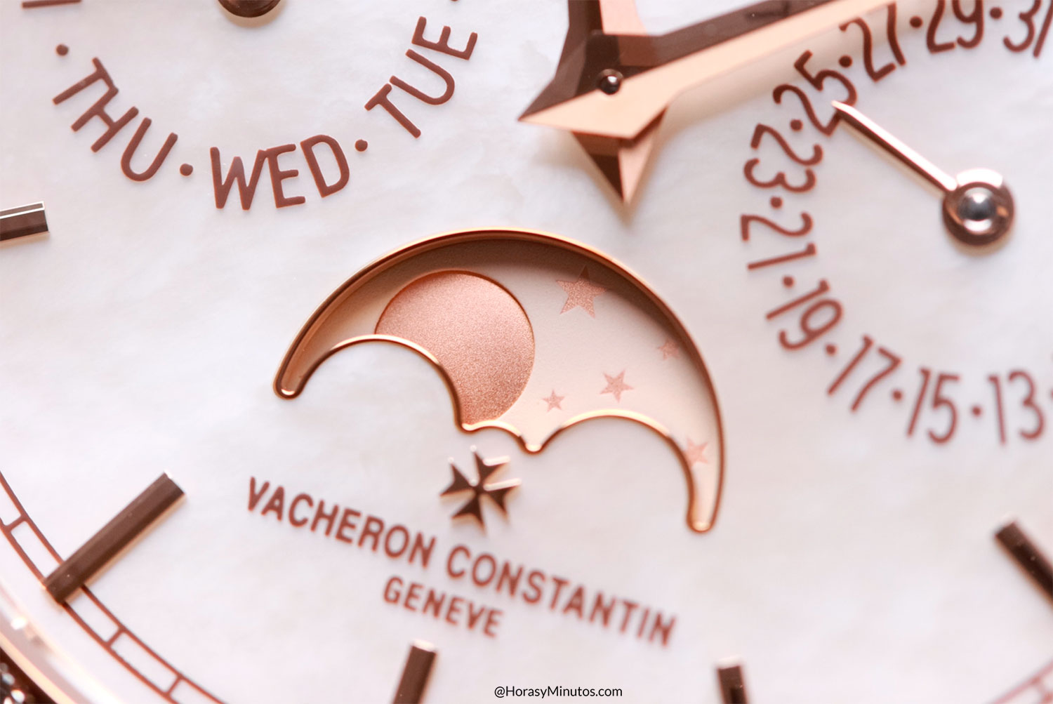 Ventana de fase lunar del Vacheron Constantin Traditionnelle Perpetual Calendar Ultra-Thin